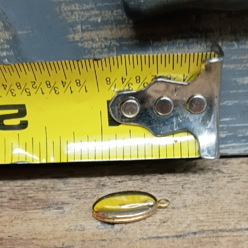 Vintage Gold Locket Pendant - Picture 5 of 5